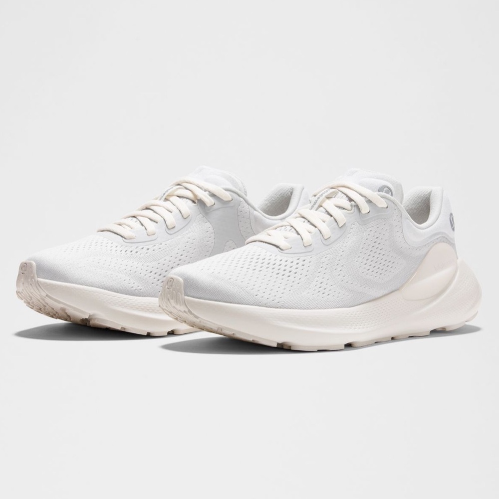 Lululemon BeyondFeel Women Running Shoes, Size 9